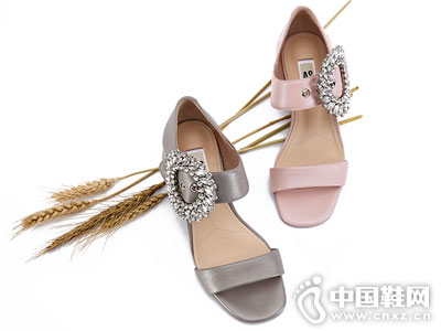 ASŮЬ2018�¿�ʱ�к����Ь