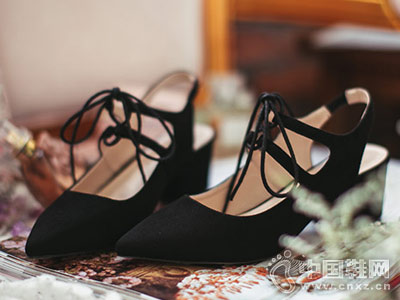 ����ŮЬ2018�¿��յ�Ь