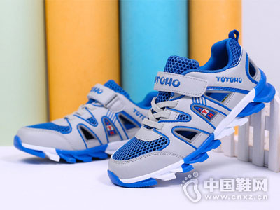 ������ͯЬ2018�¿��ο��˶�Ь