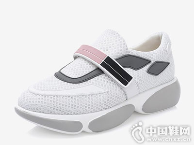 ������2018��ײɫ����˶���ħ����Ů����Ь