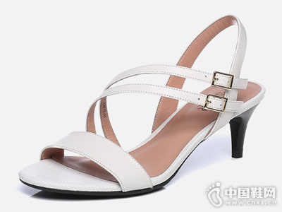 ��������ʫ2018�ļ��¿�ţƤϸ���߸�һ�ִ���Ь