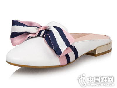 ����2018�¿�ţƤ˿������������Ь