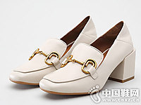 ˼��ͼ2018����Ƥʱ�дָ�Ů��Ь