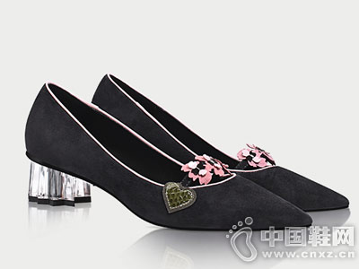 ����2018�＾�¿�����ɫ����ŮЬ