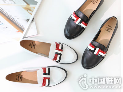 TATA��������Ӣ�׺�����͸�Ů��Ь