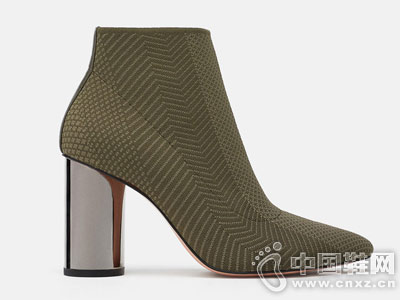 ZARA �¿� ŮЬ �ƽ�����Ь�����϶�ѥ