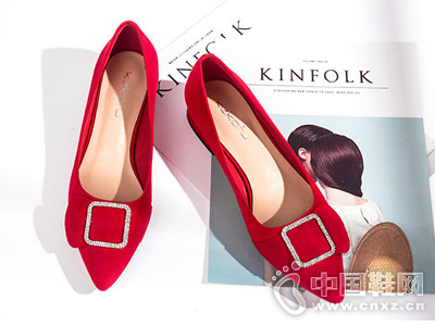 �濨ܽ��ЬŮ2018���¿��ͷ�͸�ǳ��Ь