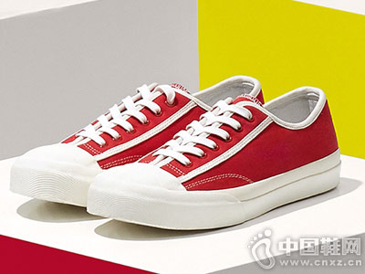 GXG��ЬЬ���г�Ь�ļ�͸������Ь