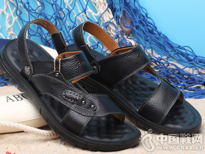 ֩����2018�ļ���ʿ��Ƥ����Ь