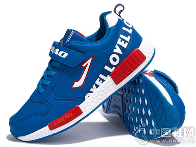 ����ͯЬ2018�¿���ͯЬ�˶��ܲ�Ь