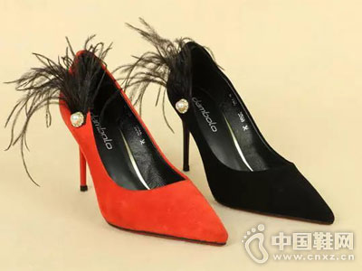 ����ūʱ��ŮЬ18���＾�¿�߸�Ь