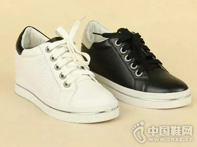 ����ūʱ��ŮЬ18���＾�¿���Ь