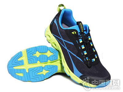 ˼����SCALER����һ�ŵ�����Ь