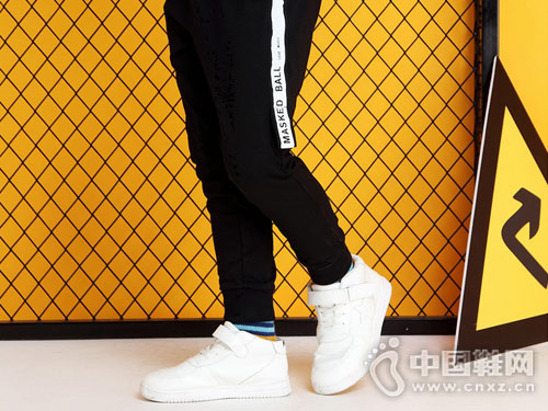 Ǧ�ʾ��ֲ�ͯװ2018�¿�