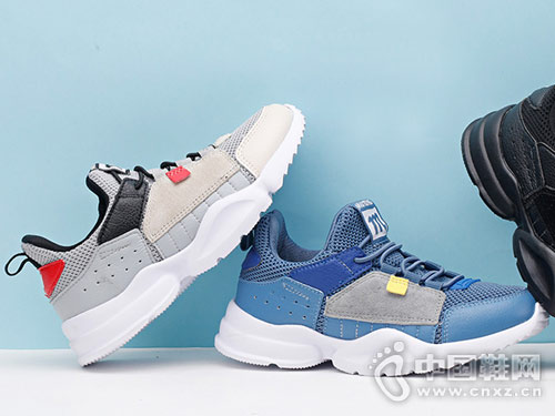 ��ͯͯЬ2018�＾�¿��˶�Ь