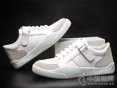 �봨��Ь2018�¿�С��Ь