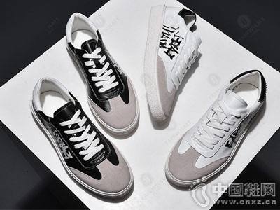 ���˻���2018�¿�����Ь