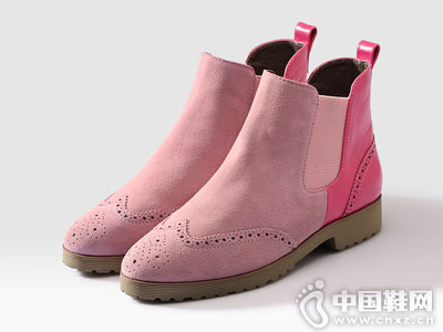 ���Ů��ͷ�ָ����ж�ѥ