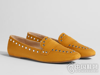 Bershka���ʿ�2018�＾�¿��ָ�Ь