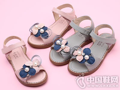 �ȱ���Ůͯ��Ь����Ь