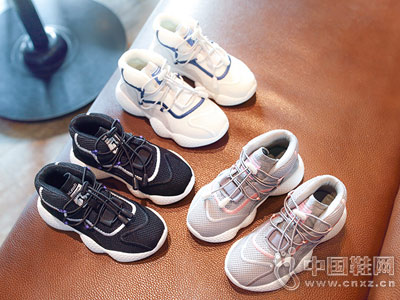 С�ײ�Ůͯins�����Ь��ͯЬ