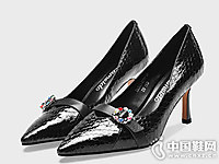 Ůˮ���и�ǳ�ڼ�ͷ������ŮЬ