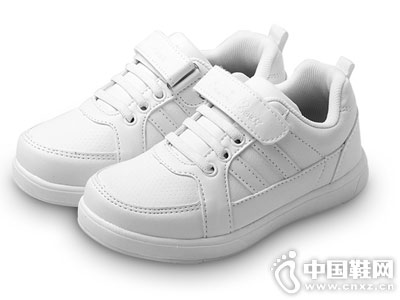 �ļ���Ůͯ�˶�Ь��ĥ����ѧ��Ь