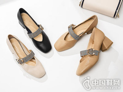 �¿�ٴ�ָ�ŮЬ׿ʫ��������Ь