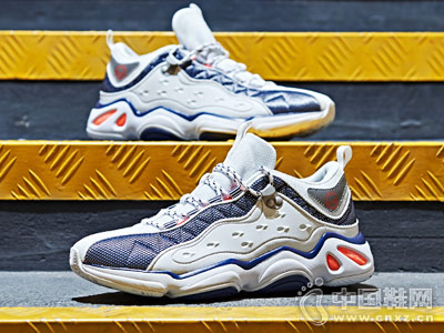 361��Ь�˶�Ь����ʱ���ϵ�Ь