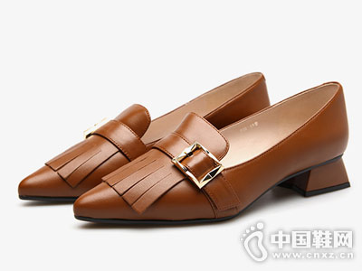 fedŮЬ��Ь�Ըм�ͷǳ�ڵͷ���Ь