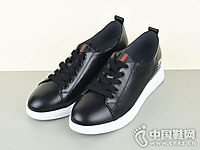 ��Ů���а�ЬӢ�Ӷ�С��Ь