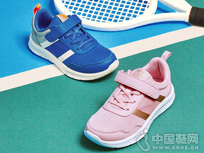 ����������ͯ��ɫ�����Ь