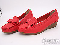 �¸�ǳ������Ь˫���ָ�Ь