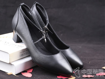 SHUANGFENG˫��2018�＾�¿�ʱ�дָ�Ь