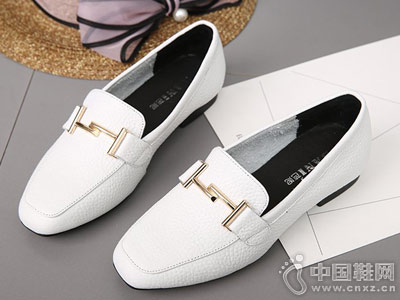 ����BaNi2018�ٴ�һ�ŵŶ���Ь