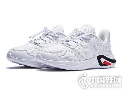 �ǵ�ͯЬ��ͯ�˶�Ь2018��ͯ�ϵ�Ь