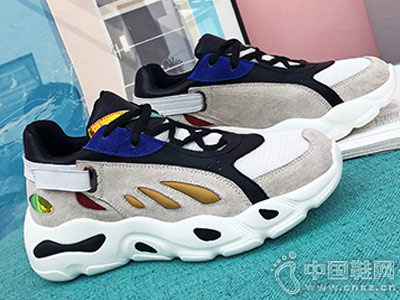 �˶�ЬŮins����ٴ�2018�¿������ϵ�Ь