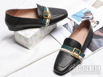 ɫ�ǵ�ЬŮ2018�¿�ƽ��Ь����Ь