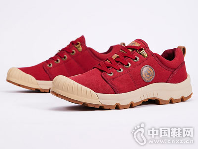 18�ﶬ��ƷAIGLE ���߷����̰�Ь