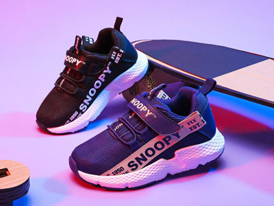 ʷŬ��ͯЬ��ͯ�˶�Ь2018�＾