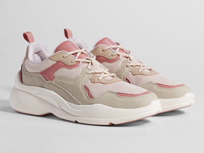 Bershka��װ�¿����ɫƴ�Ӻ���ϵ�Ь