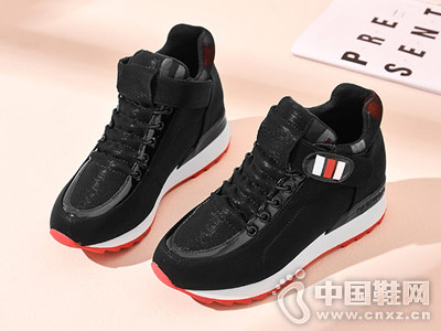 Բͷ�ٴ�ʱ���˶�����Ь��ʥ�¿�