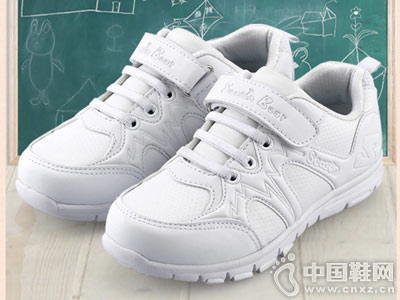 �ļ���2018�����¿��ͯ��ɫ�˶�Ь