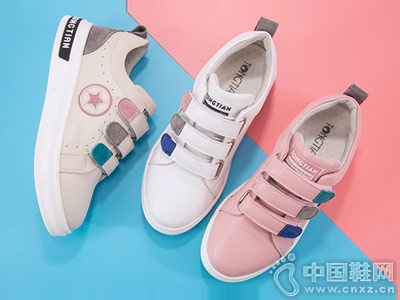 ������Ů��͸���д�ͯ��ɫͯ������Ь