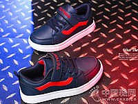 ������2018�¿�ѧ���˶�ЬС��Ь