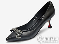 �и���װƤЬŷ�ް�ǳ��ŮЬ