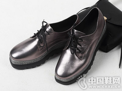 �ɸ����������߰���������ŮЬ