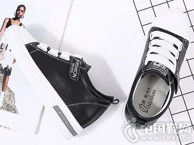 ����������ŮЬС��ЬŮ2018���������¿�