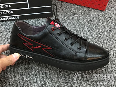 ���¿�����ɭ2018��Ƥ͸��ʱ�а�Ь