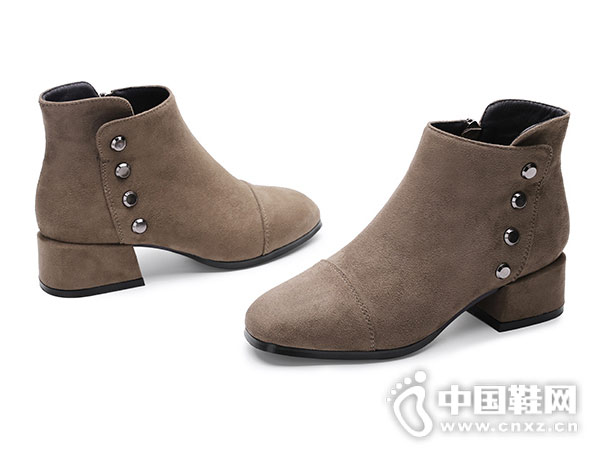 ��ѥŮ����2018�¿�����С���ָ�